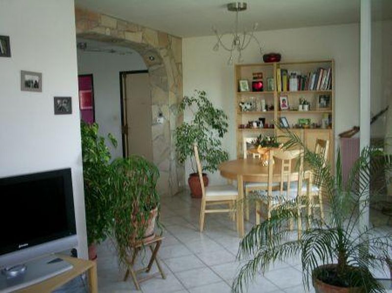 Vente Appartements T3/4 13700 MARIGNANE CENTRE VILLE  DANS RESIDENCE FERMEE ENTIEREMENT REFAIT